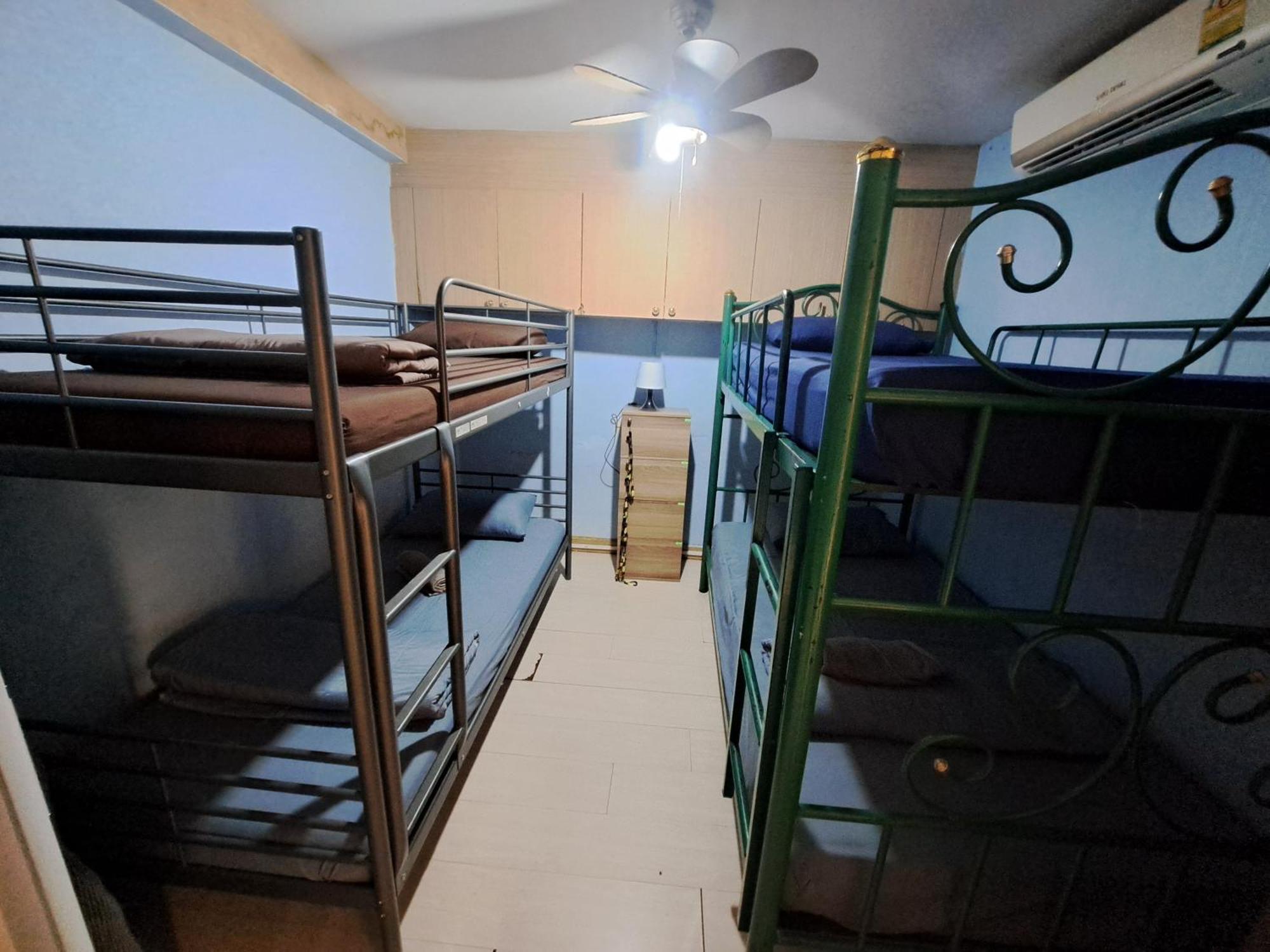 Sura Hostel Bangkok Near Mrt Phra Ram 9 Buitenkant foto